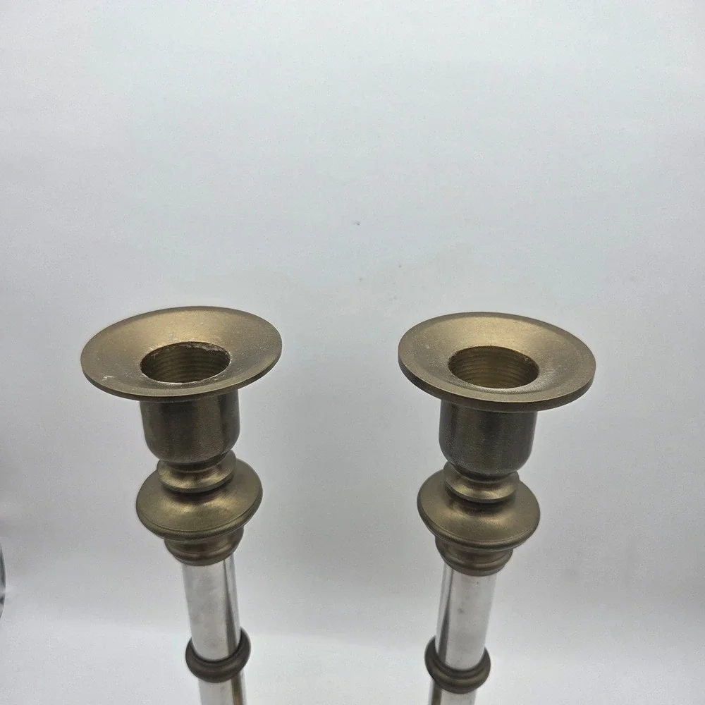 Unbranded vintage pair